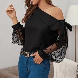 Off shoulder chic blouse